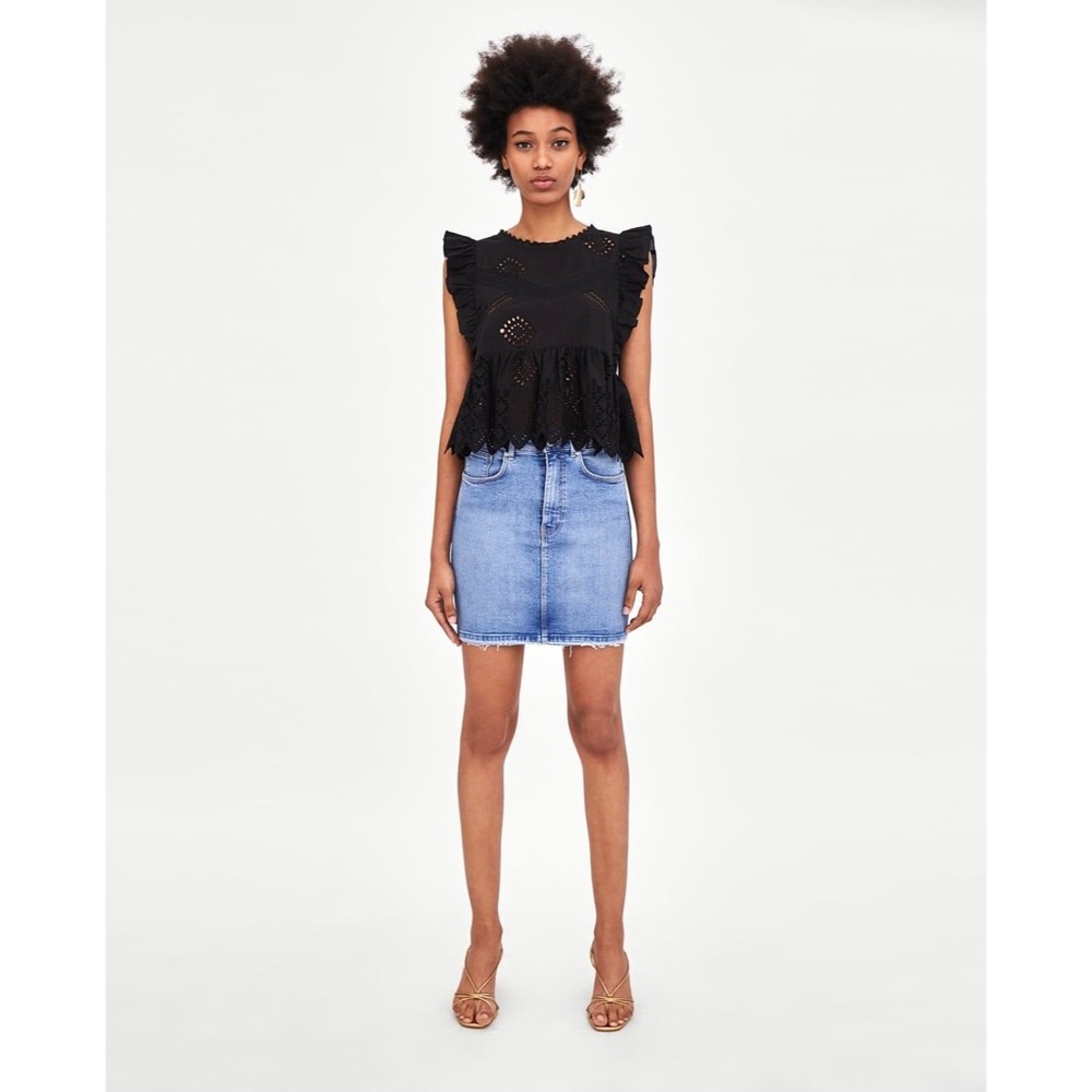 🌿 Zara TRF Midrise Stretch Denim Mini Skirt